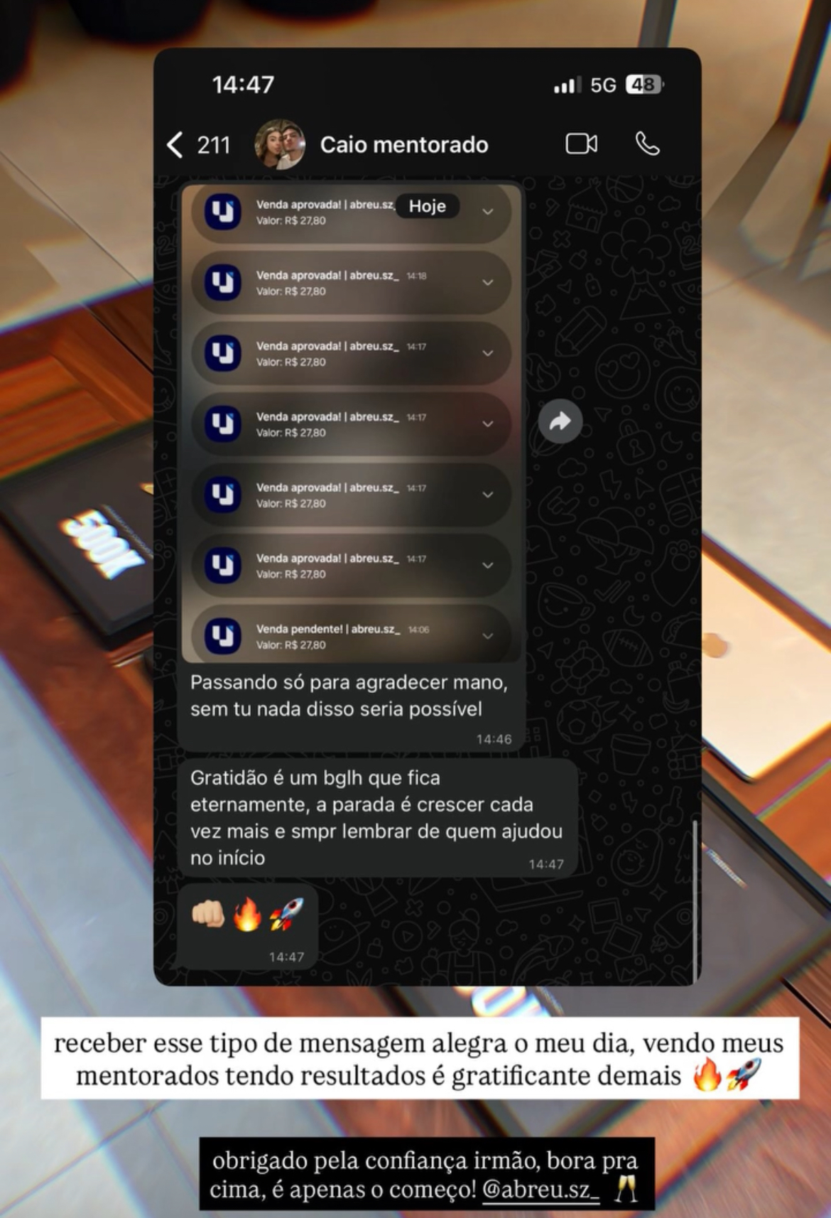 Mentorado Caio recebendo várias notificações de venda aprovada